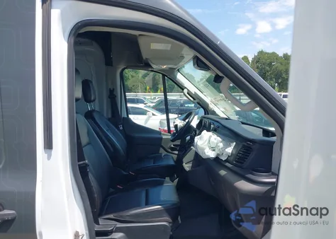 2020 Ford Transit-250 z USA, uszkodzony, nr VIN 1FTBR1C82LKB46155